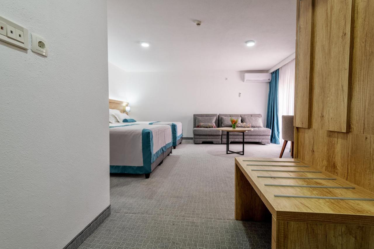 Hotel Porat Neum Esterno foto